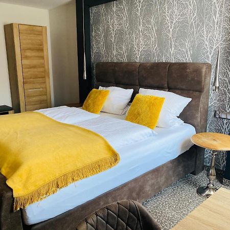 Pension Piatto d´Oro Schrobenhausen Esterno foto